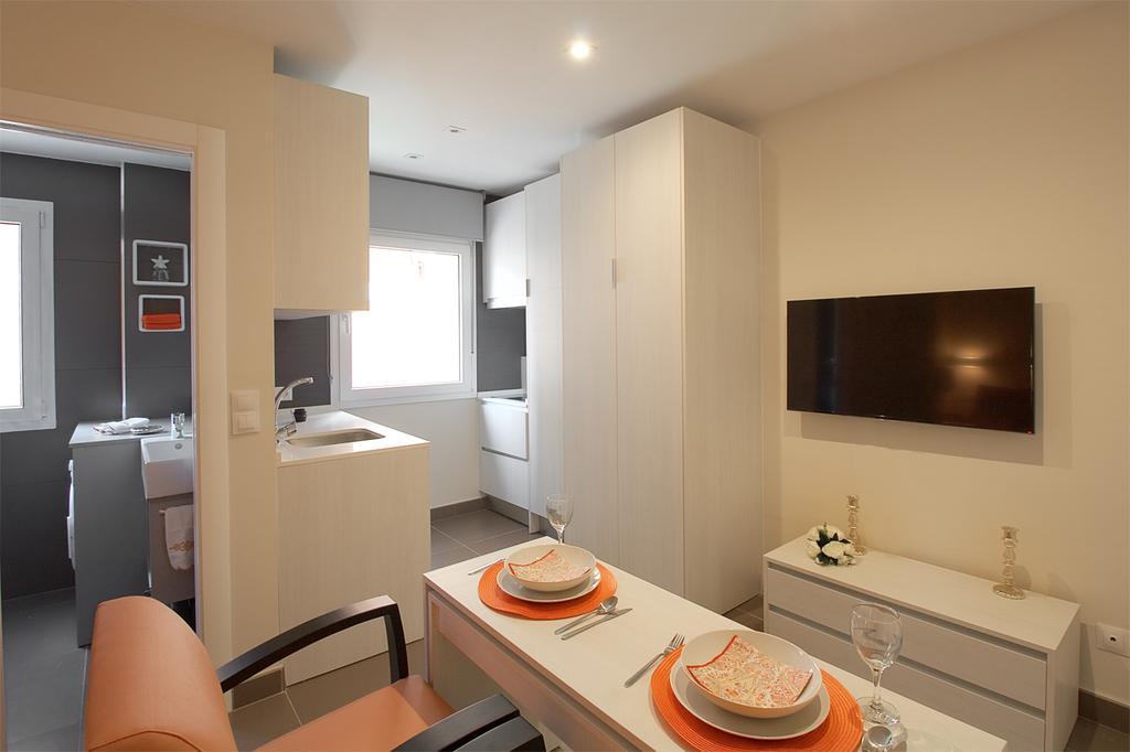 Apartamentos Malagueta Urban Beach Málaga Kültér fotó