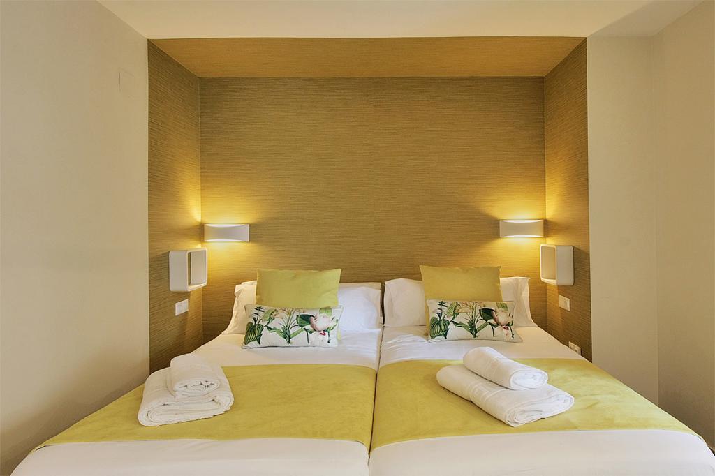 Apartamentos Malagueta Urban Beach Málaga Kültér fotó